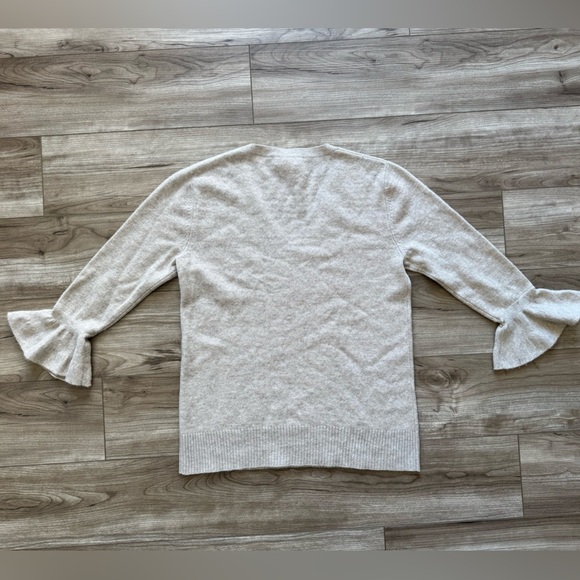 Oats 100% Cashmere lightweight 3/4 Ruffle Sleeve V Neck Sweater Women’s Sz M - Picture 4 of 10